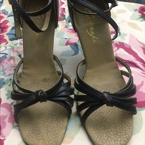 🚫SOLS🚫Black leather capezio  dance Shoes